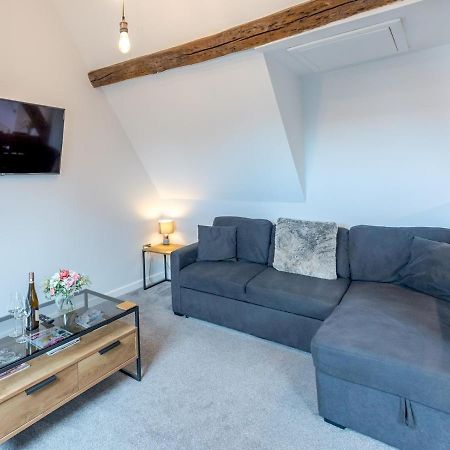 Pass The Keys 5C Charming Town Centre Apartment With Roof Top Views Shrewsbury Zewnętrze zdjęcie